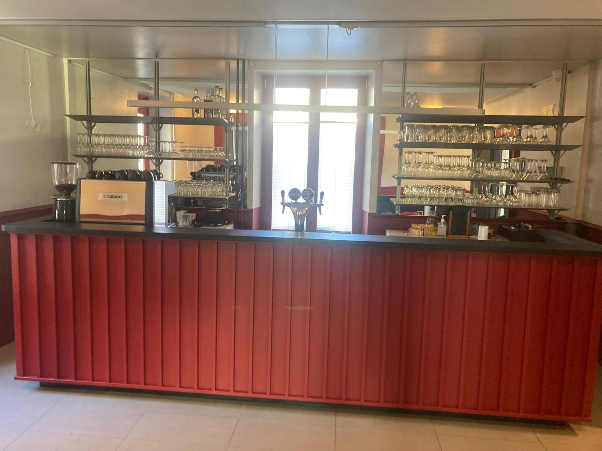 红牛酒店 Crassier 外观 照片