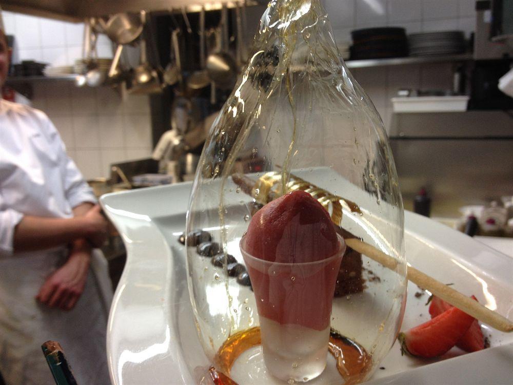 红牛酒店 Crassier 外观 照片
